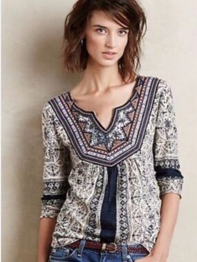 Anthro Akemi & Kin Boho Embroidered & Beaded Detail V-Neck Long Sleeve Top Large